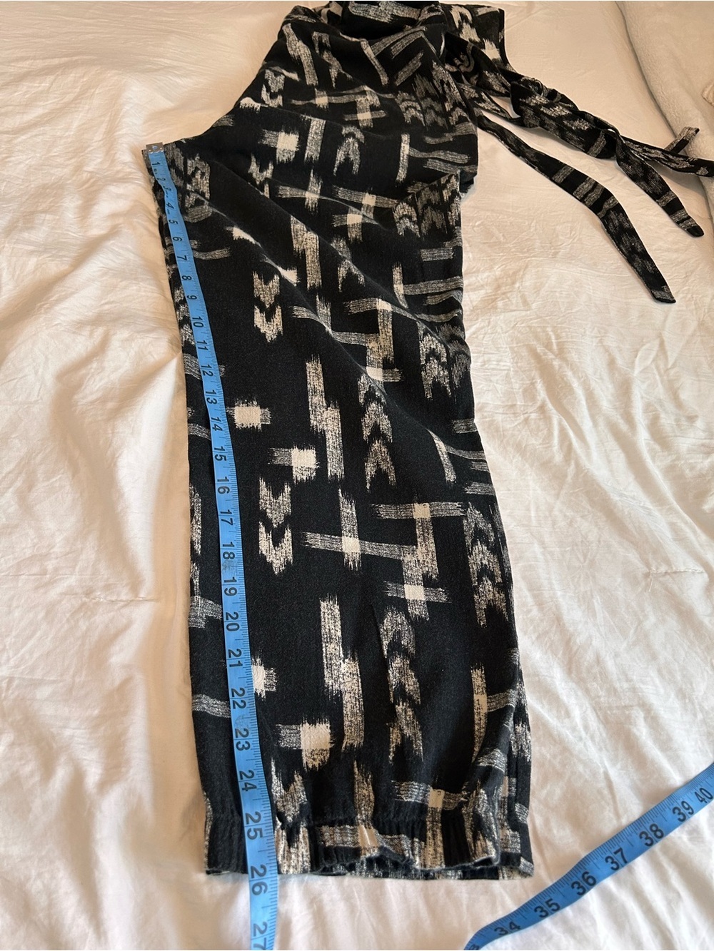 Madewell Black & White Geometric Halter Tie-Waist Jumpsuit - Picture 12 of 14